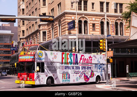 Bus de tourisme à San Antonio, Texas Banque D'Images