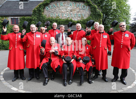 Chelsea retraités visite distillerie de whisky Banque D'Images