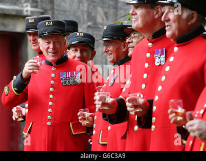 Chelsea retraités visite distillerie de whisky Banque D'Images