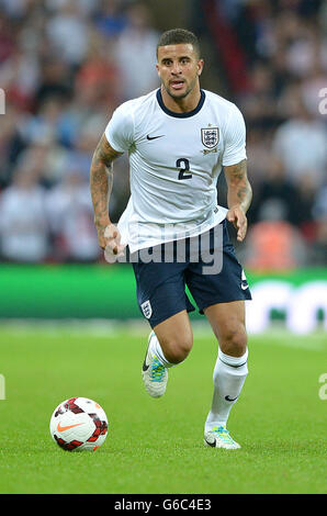 Football - Vauxhall International friendly - Angleterre v Ecosse - Wembley Stadium. Kyle Walker, Angleterre Banque D'Images