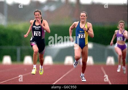 L'athlétisme ... Jeux internationaux Bedfordshire Banque D'Images