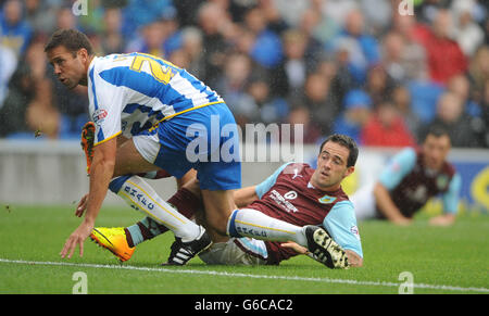 Soccer - Sky Bet Championship - Brighton et Hove Albion v Burnley - Amex Stadium. Le Danny ings de Burnley voit son cliché s'avancer très largement Banque D'Images