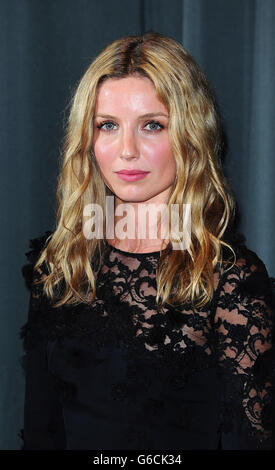 Annabelle Wallis arrive à un gala de projection de Peaky Blinders au BFI, Londres. APPUYEZ SUR ASSOCIATION photo. Date de la photo: Mercredi 21 août 2013. Crédit photo devrait se lire: Ian West/PA Wire Banque D'Images