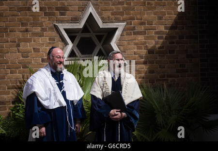 Grand Rabbin Ephraïm induction Mirvis Banque D'Images