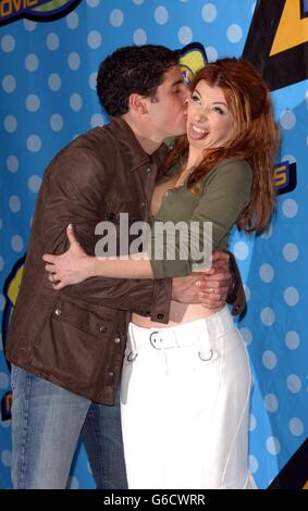 Co Stars d'American Pie, Alyson Hannigan et Jason Biggs en coulisses lors des MTV Movie Awards au Shrine Auditorium de Los Angeles, Californie. Banque D'Images