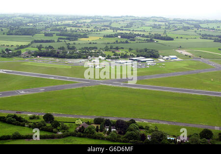 Aérodrome de Bobbington, Wolverhampton, site d'un éventuel aéroport international. Il est également connu sous le nom de Wolverhampton Business Airport et Halfpenny Green Airport. Banque D'Images