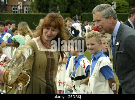 Le Prince Charles ouvre Tudor House Banque D'Images