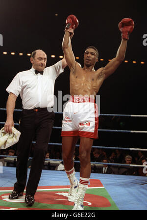 Poids moyens - Boxe - Errol Christie v Michael Watson - National Exhibition Centre, Birmingham Banque D'Images