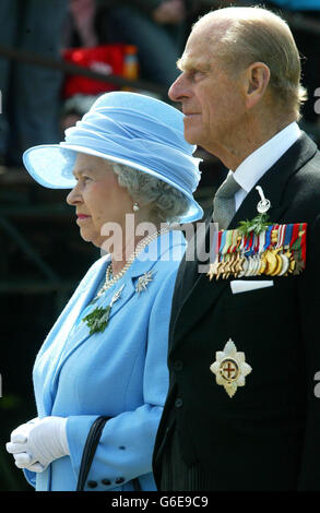 La reine Elizabeth visite l'île de Man Banque D'Images