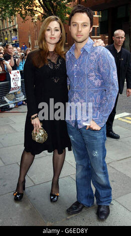 Le chanteur Darren Hayes, qui arrive au Odeon Covent Garden à Londres pour la première du film de charité britannique Hoover Street Revival. Banque D'Images