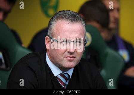 Football - Barclays Premier League - Norwich City / Aston Villa - Carrow Road. Paul Lambert, directeur de la villa Aston Banque D'Images