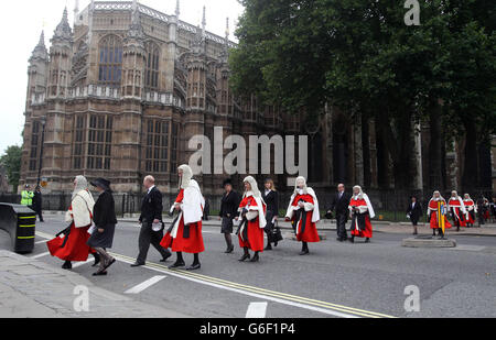 Les juges traitent de l'abbaye de Westminster au Parlement pour marquer le début de l'année légale. Banque D'Images