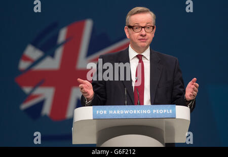 le secrétaire à l'éducation Michael Gove s'adresse aujourd'hui à la conférence du Parti conservateur à Manchester. Banque D'Images