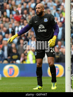 Football - Barclays Premier League - Manchester City / Everton - Etihad Stadium. Tim Howard, gardien de but d'Everton Banque D'Images