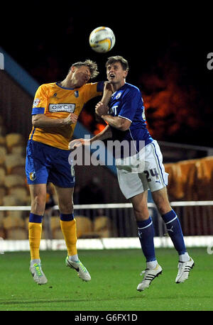 Soccer - Peinture - Trophée The Johnstones Mansfield Town v 78673 - Un stade d'appels Banque D'Images