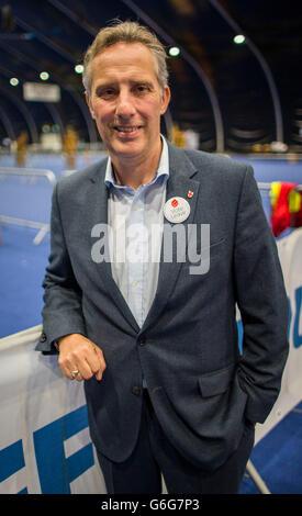 MP DUP pour l'Antrim, Ian Paisley, Jnr du Titanic Exhibition Centre, Belfast, pour le décompte des voix dans l'Union européenne référendum. Banque D'Images