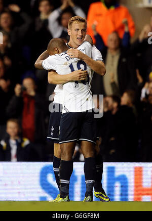 Football - Capital One Cup - quatrième tour - Tottenham Hotspur v Hull City - White Hart Lane. Harry Kane, de Tottenham Hotspur, célèbre les scores Banque D'Images