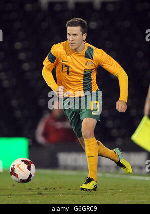 Football - FIFA International friendly - Australie / Canada - Craven Cottage. Matt McKay, Australie Banque D'Images