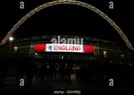 Football - International friendly - Angleterre v Chili - Stade Wembley. Vue générale du stade Wembley avant le match Banque D'Images