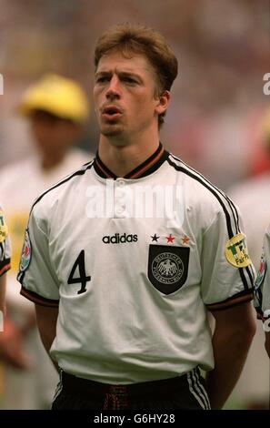 Football, demi-finale Euro 96. Angleterre contre Allemagne, Wembley. Steffen Freund, Allemagne Banque D'Images