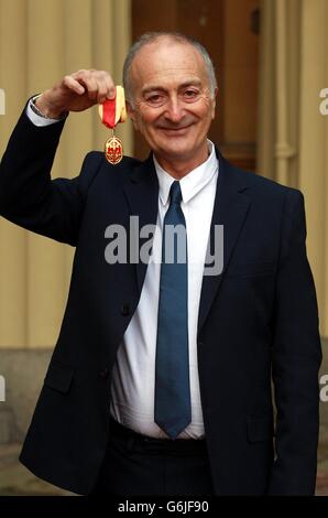 D'investiture au palais de Buckingham Banque D'Images