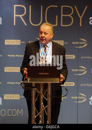 Rugby Expo 2013 - deuxième jour - Stade de Twickenham.Bill Beaumont CBE, Président de la RFU pendant le deuxième jour de l'exposition de rugby 2013 au stade Twickenham Banque D'Images