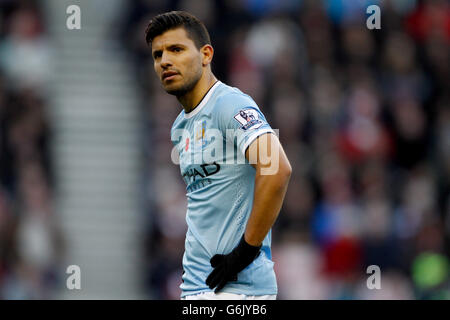 Sergio Aguero de Manchester City a déjecté après une occasion manquée Banque D'Images