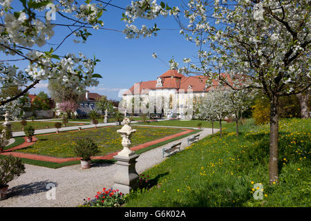 Jardin de l'abbaye de Seitenstetten, région de Mostviertel, en Basse-Autriche, Europe Banque D'Images