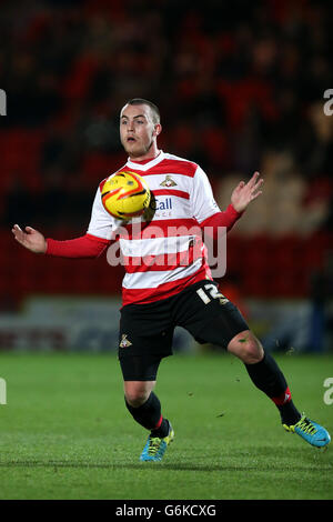 Football - Championnat de pari de ciel - Doncaster Rovers / Yeovil Town - Keepmoat Stadium. Luke McCullough, Doncaster Rovers Banque D'Images