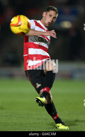 Football - Championnat de pari de ciel - Doncaster Rovers / Yeovil Town - Keepmoat Stadium. Dean Furman, Doncaster Rovers Banque D'Images