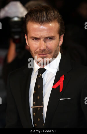 David Beckham arrive pour la première mondiale de la classe de 92 à l'Odeon Leicester Square, dans le centre de Londres. Banque D'Images