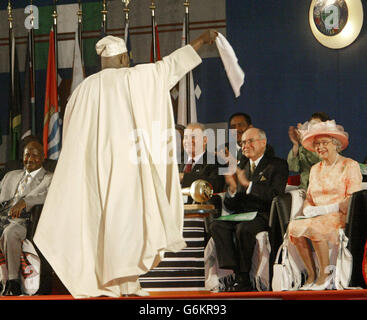 Image - La reine Elizabeth II visite au Nigéria Banque D'Images