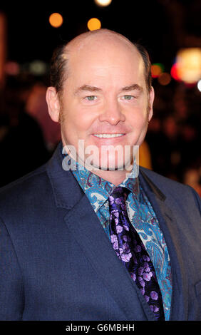 Présentateur 2 : La légende continue premiere - Londres Banque D'Images