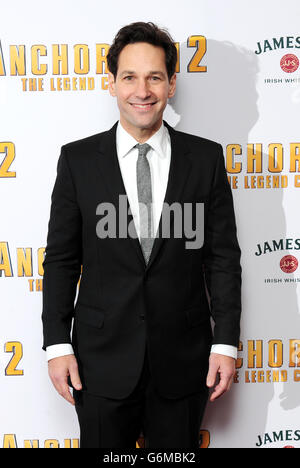 Paul Rudd assiste à la première britannique d'Anchorman 2 au cinéma vue West End, Londres. Banque D'Images