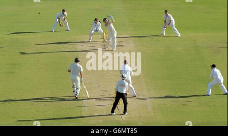 Michael Clarke, de l'Australie, chauve-souris pendant la troisième journée du troisième test au WACA Ground, à Perth, en Australie. Banque D'Images