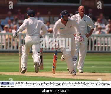 Benson and Hedges, Northampton finale v Lancashire ... Le Cricket Banque D'Images