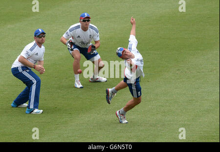 Cricket - The Ashes 2013-2014 - Cinquième Test - Angleterre v Australie - Angleterre Conférence de presse et des filets Session - Jour 2 - Sydney... Banque D'Images