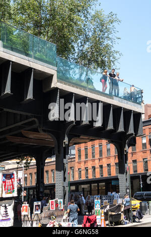 Tiffany & Co. Foundation donnent sur sur le parc High Line, NYC Banque D'Images