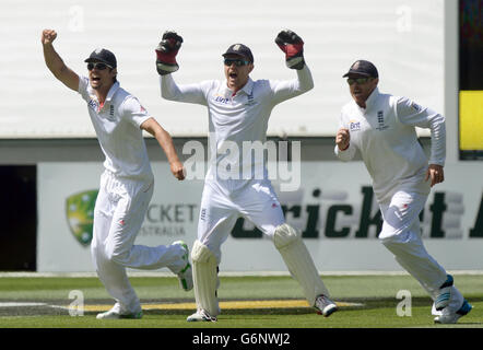 Cricket - The Ashes 2013-2014 - Quatrième Test - Angleterre v Australie - Jour 4 - MCG Banque D'Images