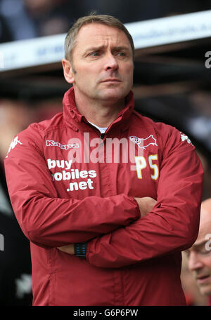 Football - FA Cup - troisième tour - Derby County v Chelsea - iPro Stadium.Paul Simpson, entraîneur de la première équipe du comté de Derby Banque D'Images