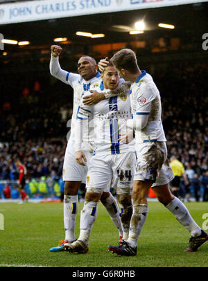 Sky Bet Championship Soccer - - Leeds United v Huddersfield Town - Elland Road Banque D'Images