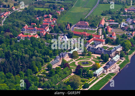 Le château de Pillnitz, l'Elbe, Dresde, Saxe, Allemagne / Schloss Pillnitz Banque D'Images