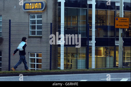 140 emplois vont à l'entreprise d'ingénierie Banque D'Images