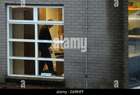 140 emplois vont à l'entreprise d'ingénierie Banque D'Images