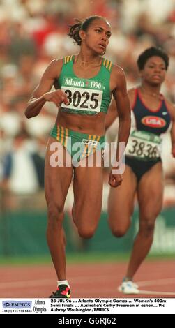 28-JUL-96, Jeux Olympiques d'Atlanta, demi-finales de 400m pour femmes, Cathy Freeman en action en Australie Banque D'Images