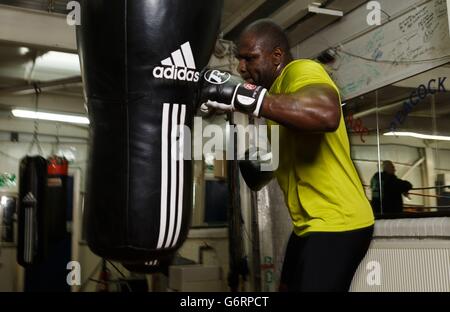 Boxe - Kevin Johnson, Joey Abell et Vivian Harris Media Work Out - Peacock Sport Banque D'Images