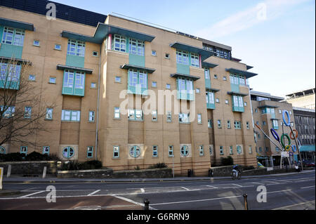 L'hôpital Bristol Royal pour enfants, « bâtiment Paul O'Gorman », est considéré comme un examen indépendant de l'unité cardiaque pédiatrique de l'hôpital, suite à son inquiétude quant au traitement des nouveau-nés et des jeunes enfants morts ou victimes de complications. Banque D'Images