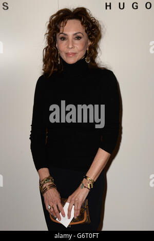 Marie Helvin assiste à la projection privée de Bailey's Stardust, une rétrospective du travail du photographe David Bailey au National Portrait Gallery, Londres Banque D'Images