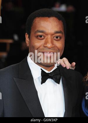 Chiwetel Ejiofor arrive aux 86e Academy Awards qui se tiennent au Dolby Theatre à Hollywood, Los Angeles, CA, Etats-Unis, le 2 mars, 2014. Banque D'Images