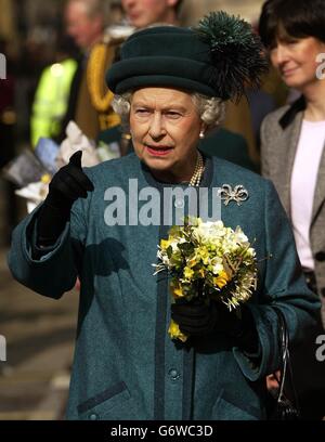 ROYAL Queen Walkabout à Cheltenham Banque D'Images